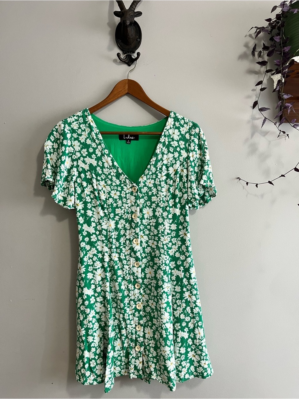 Lulu's Green Floral Button-Front Mini Dress size small